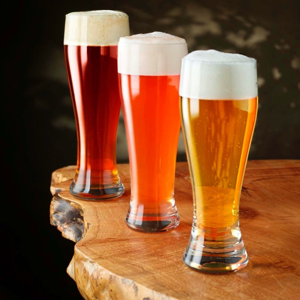 32 oz Pilsner Beer Glasses 9” tall, 3.75” wide.  Heavy Base.  Set of 4. NEW